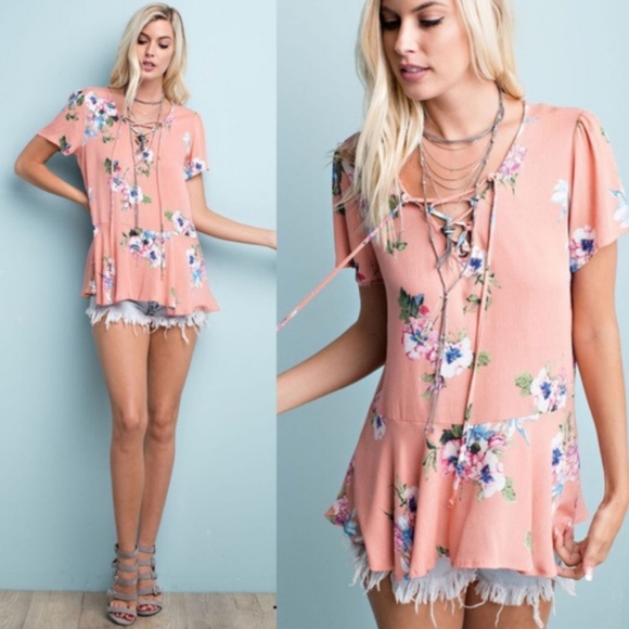 ✨HP✨Lace up top - Picture 4 of 4